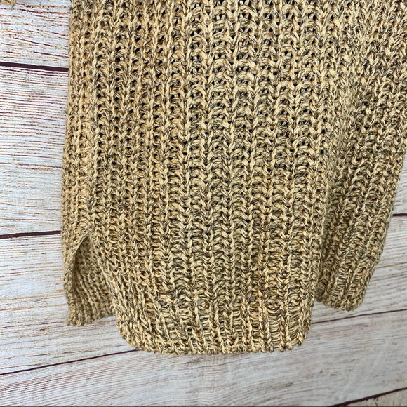 Lush Tan Short Sleeve Sweater Size Medium - Picture 3 of 7